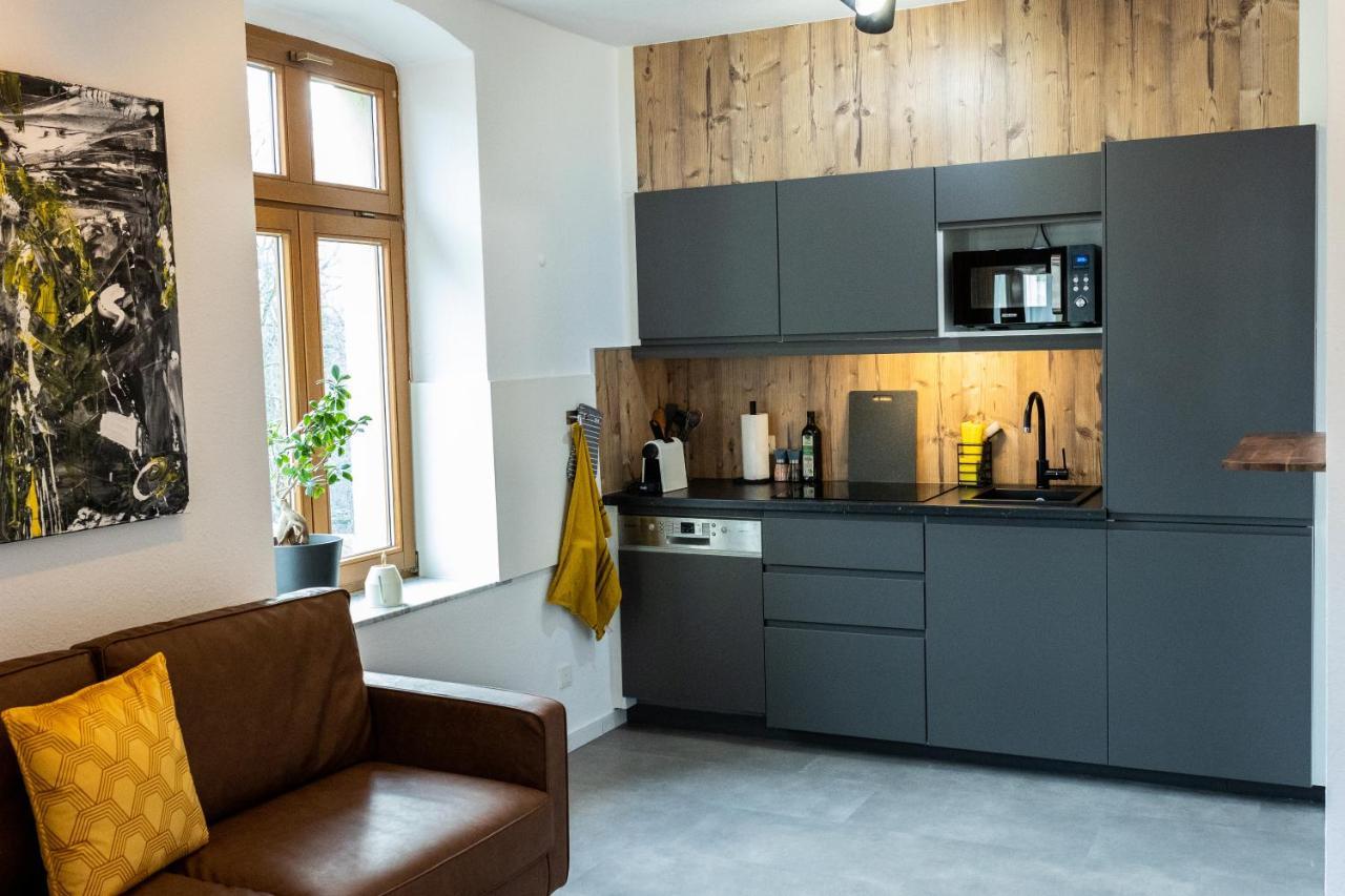 Design Studio - Wifi Und Netflix Chemnitz Eksteriør billede